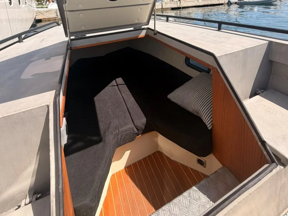 2011 75 for sale in Portisco, Italy, photo 4 of 5