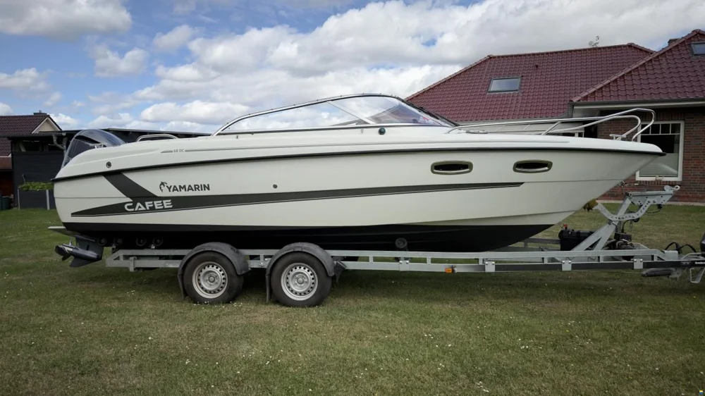 BoatPhoto.coverAlt