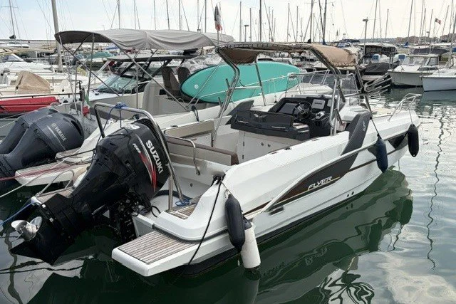 BoatPhoto.coverAlt