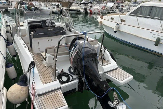 2016 BENETEAU Flyer 7.7 SUNdeck for sale in Menton, France, photo 2 of 5