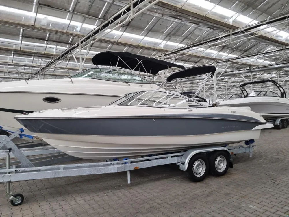 BoatPhoto.coverAlt