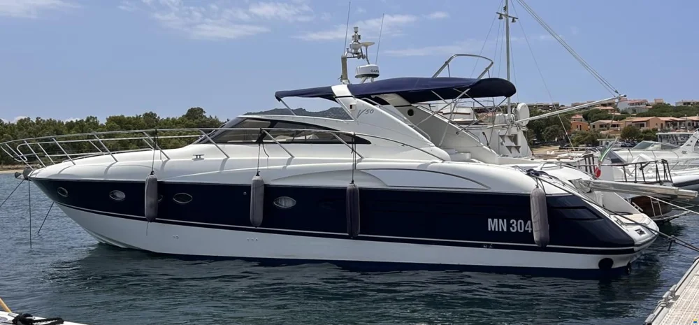 BoatPhoto.coverAlt