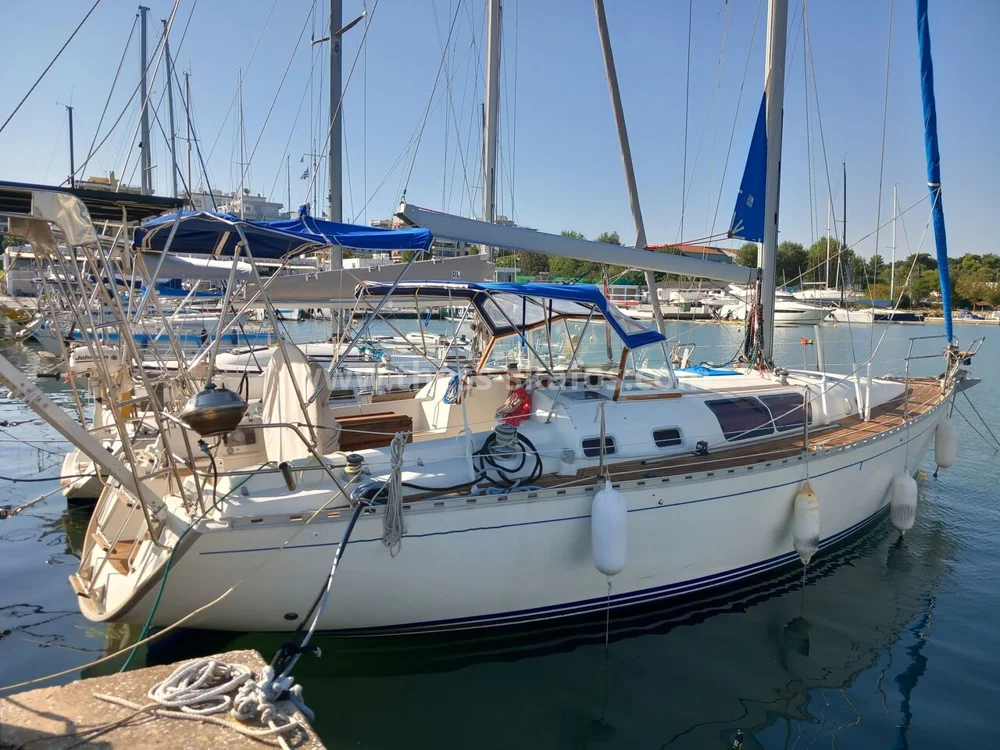 BoatPhoto.coverAlt