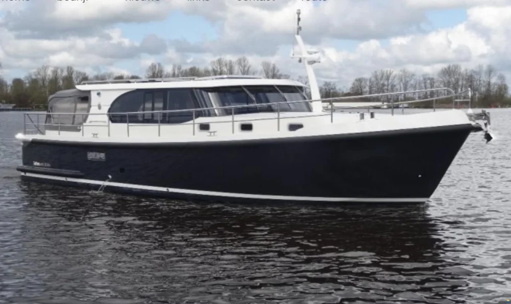 BoatPhoto.coverAlt