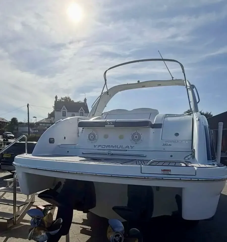 BoatPhoto.alt