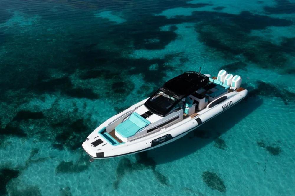 BoatPhoto.coverAlt