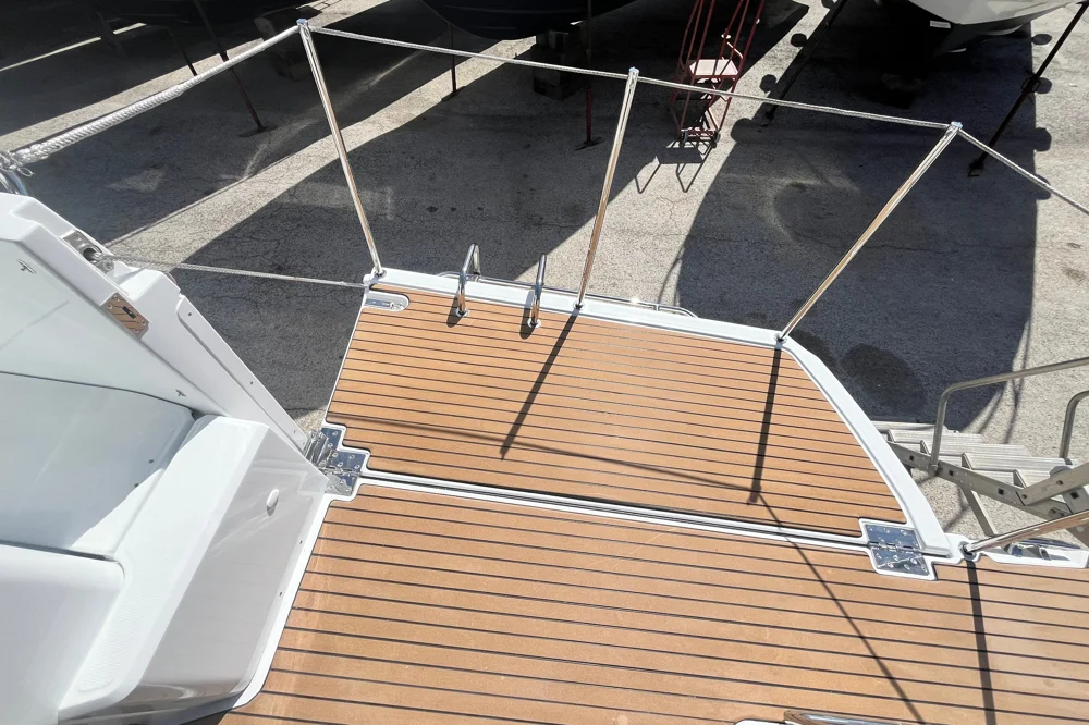 BoatPhoto.alt