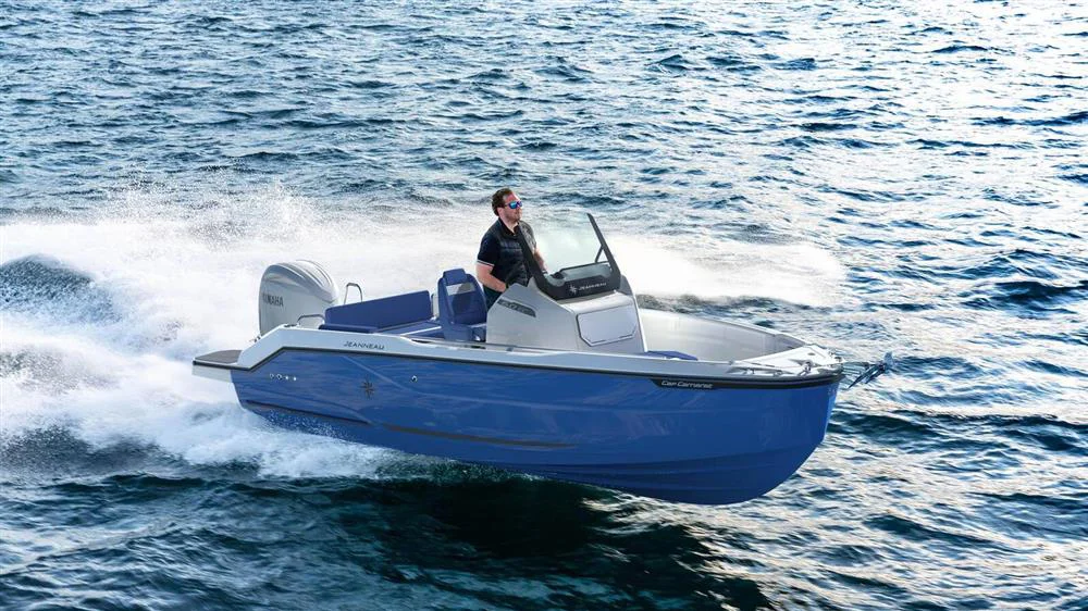 BoatPhoto.coverAlt