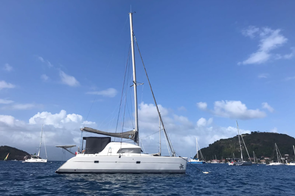 BoatPhoto.coverAlt