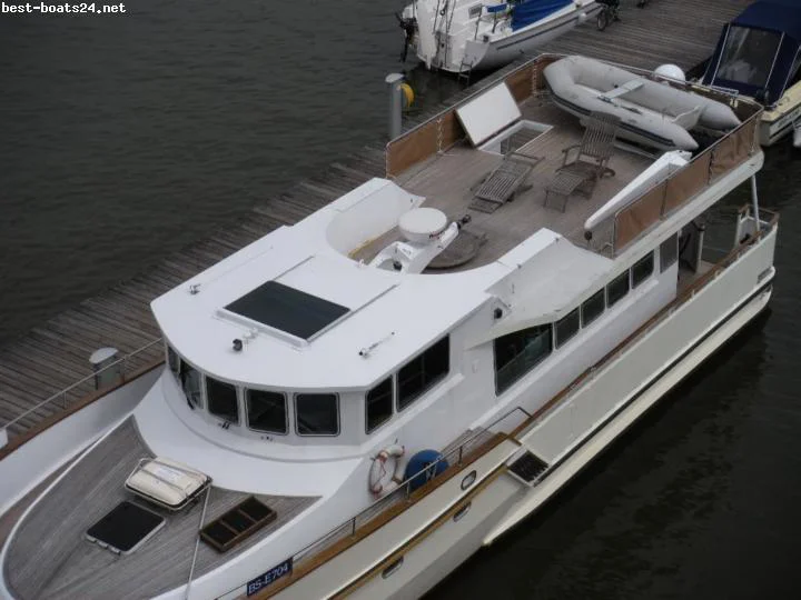 BoatPhoto.alt