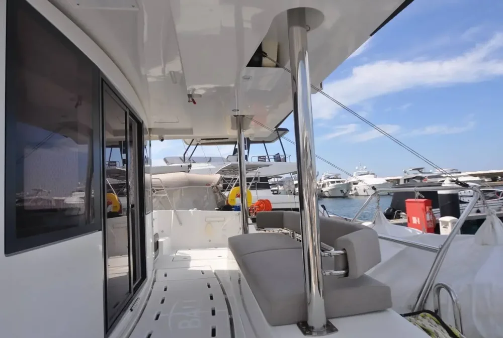 BoatPhoto.alt