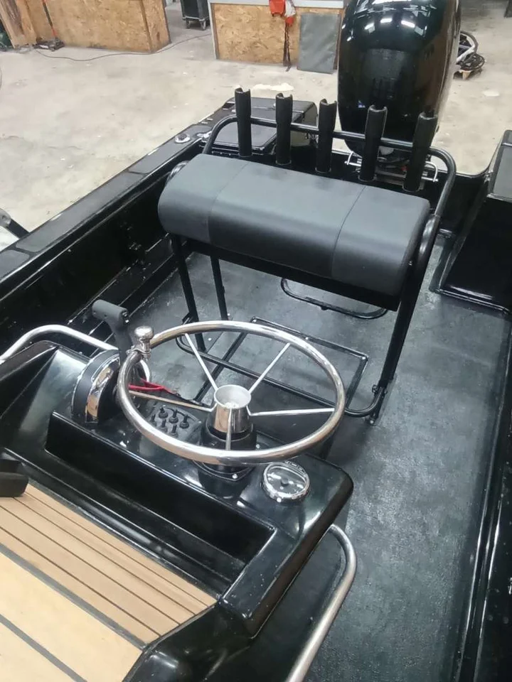 BoatPhoto.alt