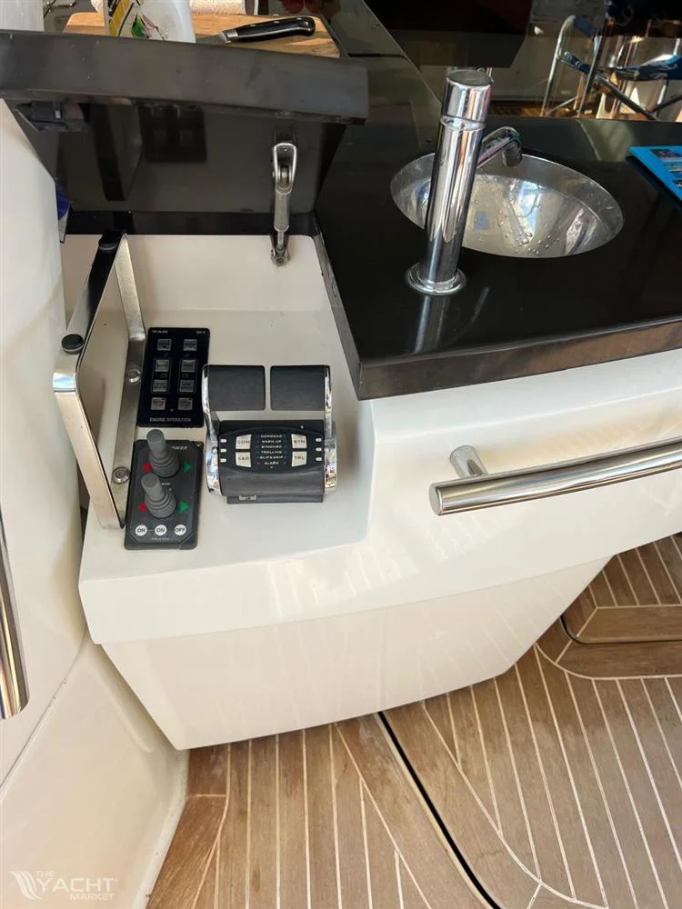 BoatPhoto.alt