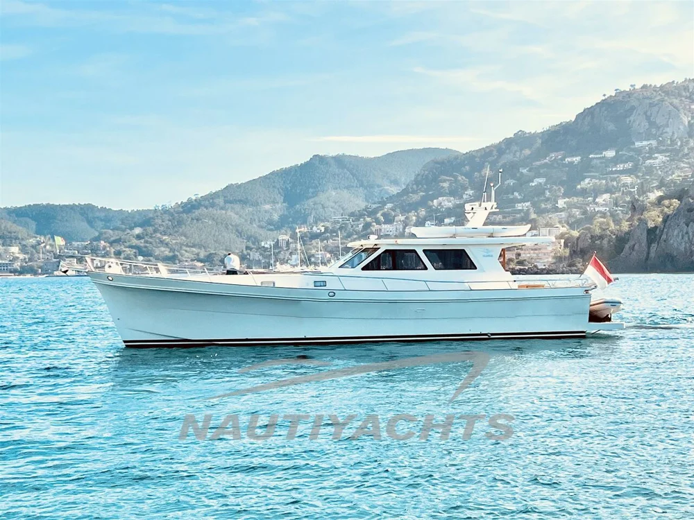 BoatPhoto.coverAlt