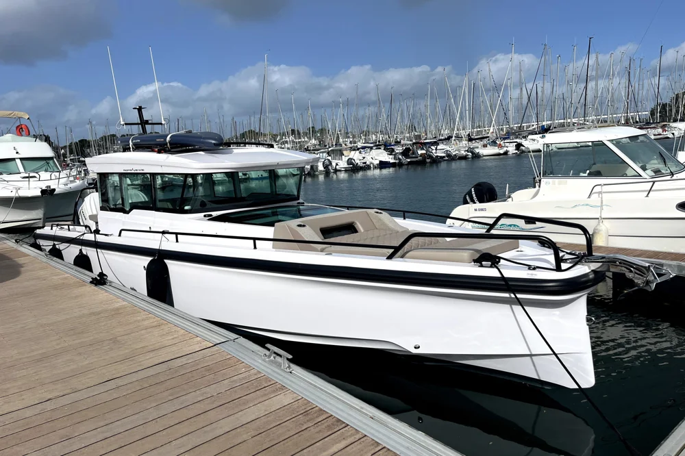 BoatPhoto.coverAlt