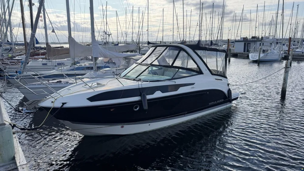 BoatPhoto.coverAlt