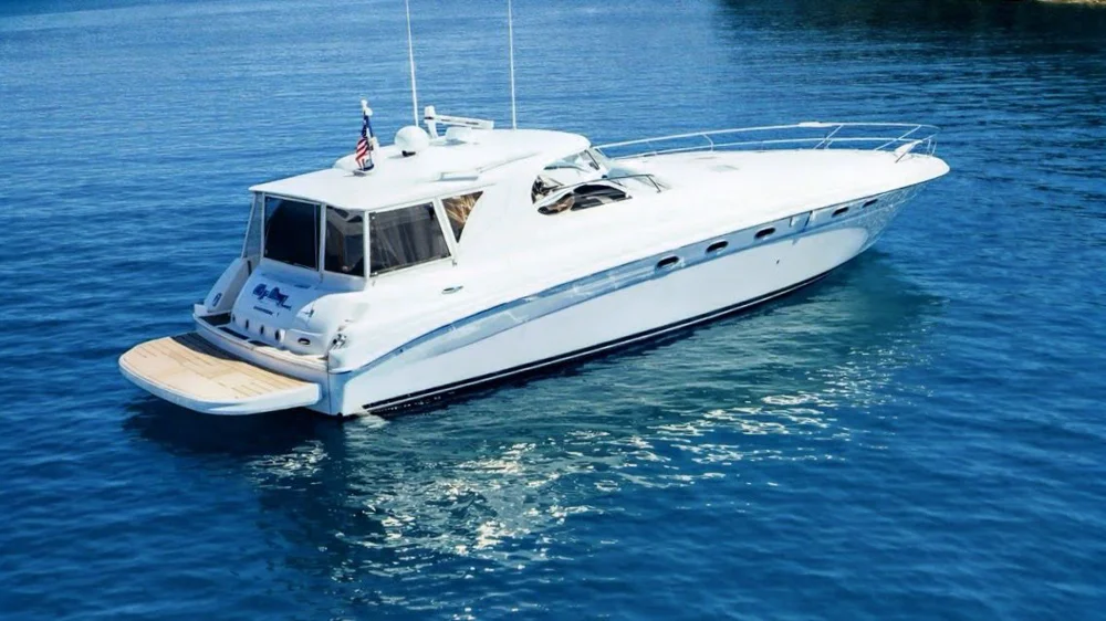 BoatPhoto.coverAlt