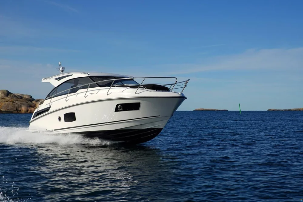 BoatPhoto.coverAlt