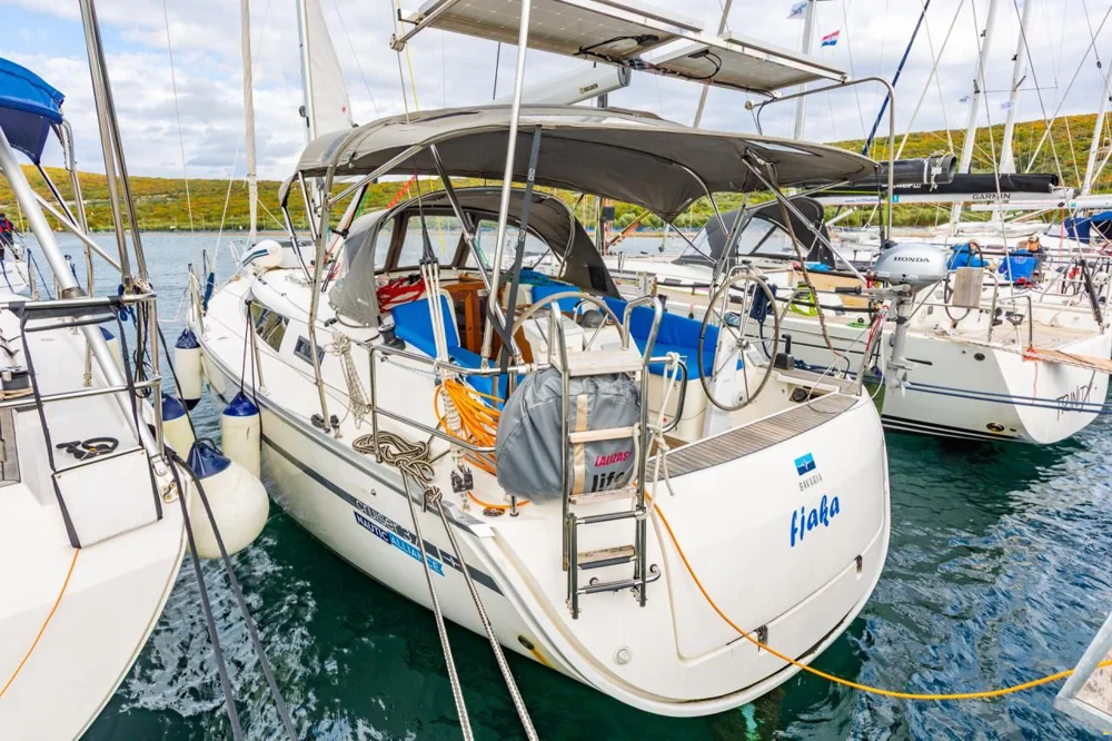 2017 Bavaria 37 Cruiser for sale in Punat, Croatia, photo 4 of 5