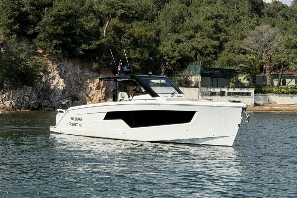 BoatPhoto.alt