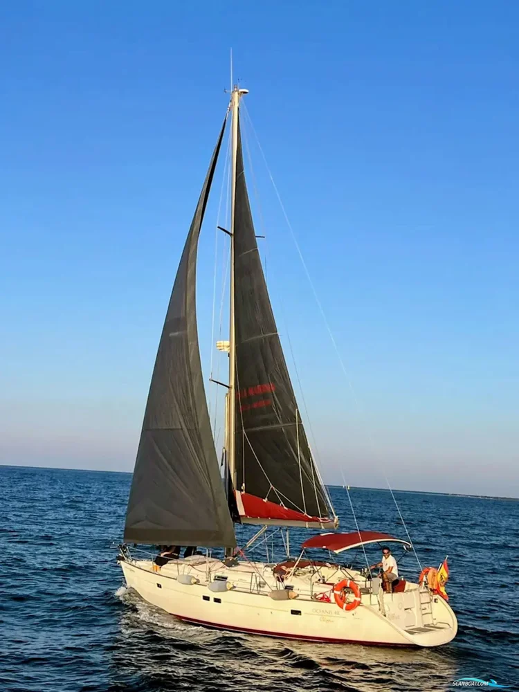 BoatPhoto.coverAlt
