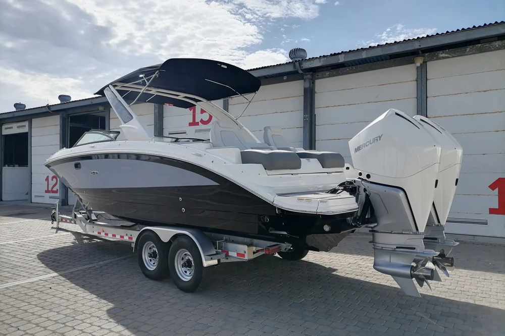 BoatPhoto.coverAlt