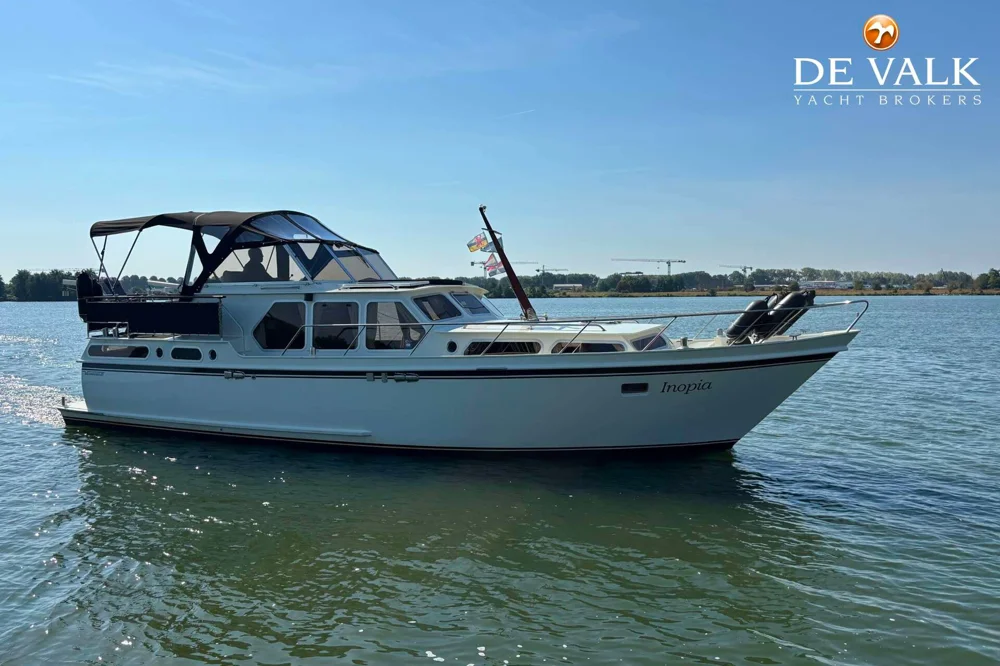 BoatPhoto.coverAlt
