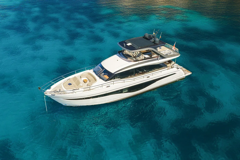 BoatPhoto.coverAlt