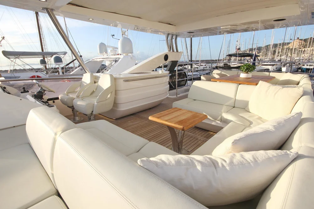 2015 SUNSEEKER 75 Yacht for sale in Marseille, France, photo 5 of 5