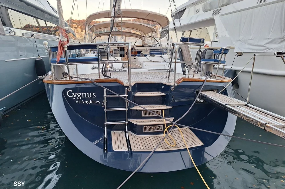 2004 Oyster Yachts 82 for sale in Genoa, Italy, photo 4 of 5