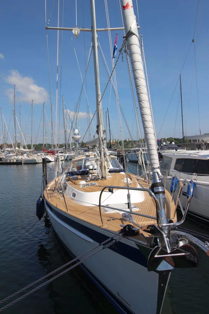 BoatPhoto.coverAlt