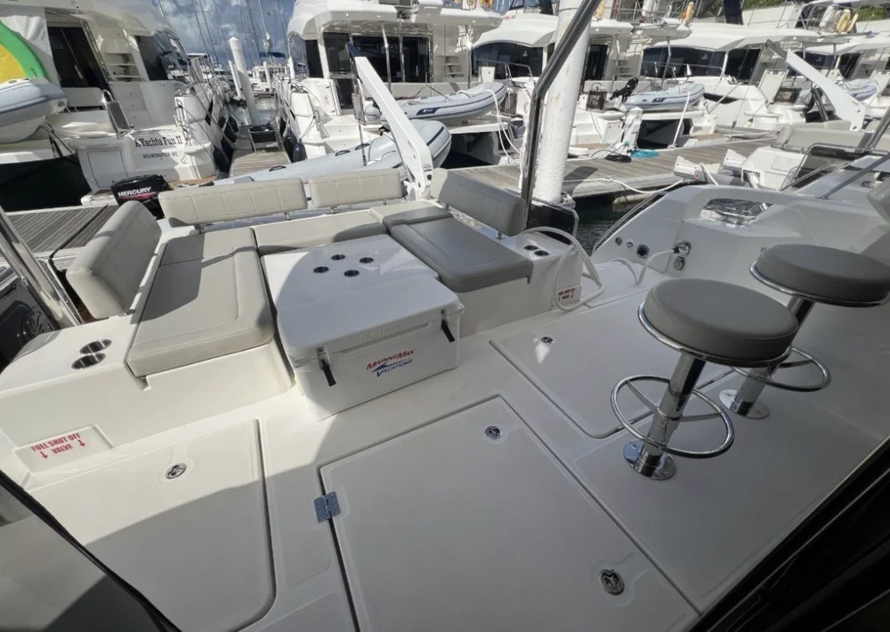 BoatPhoto.alt
