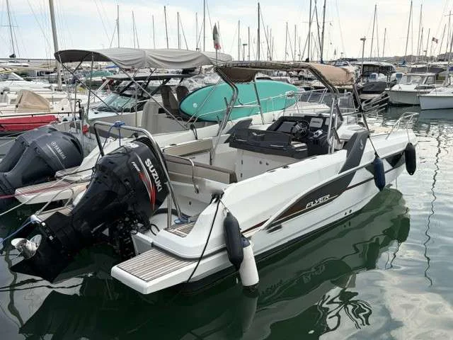 BoatPhoto.coverAlt