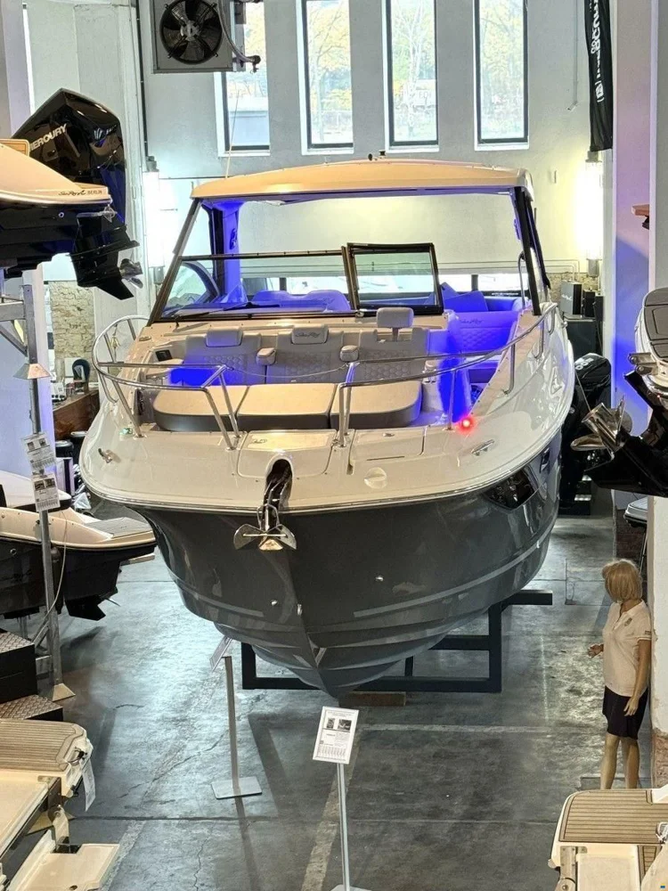 BoatPhoto.coverAlt