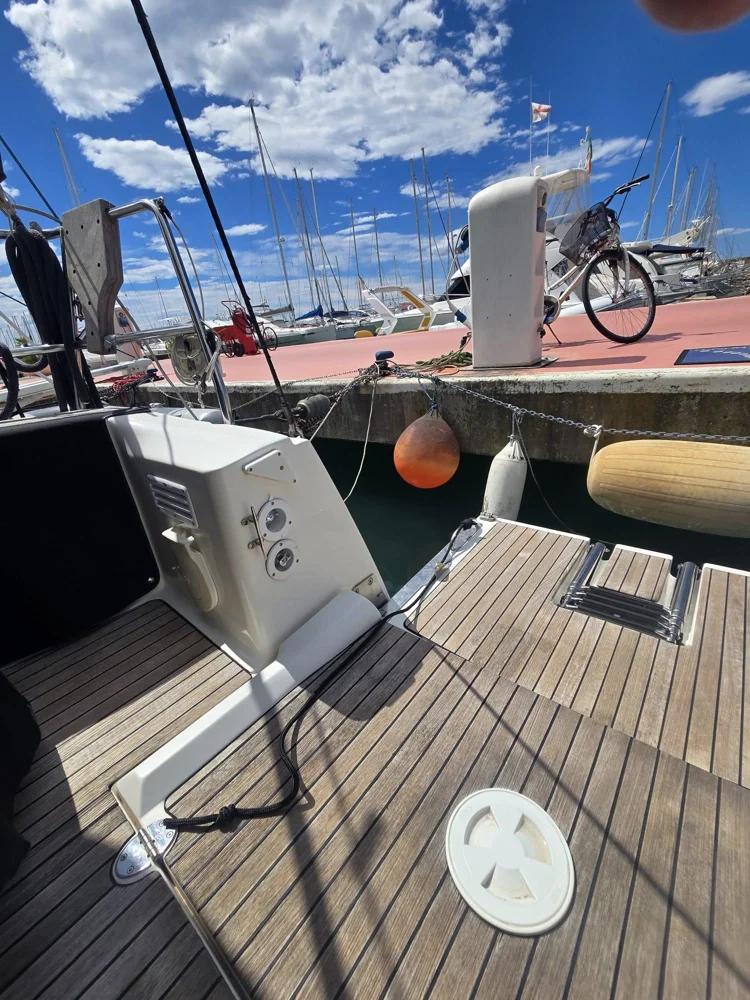 BoatPhoto.alt