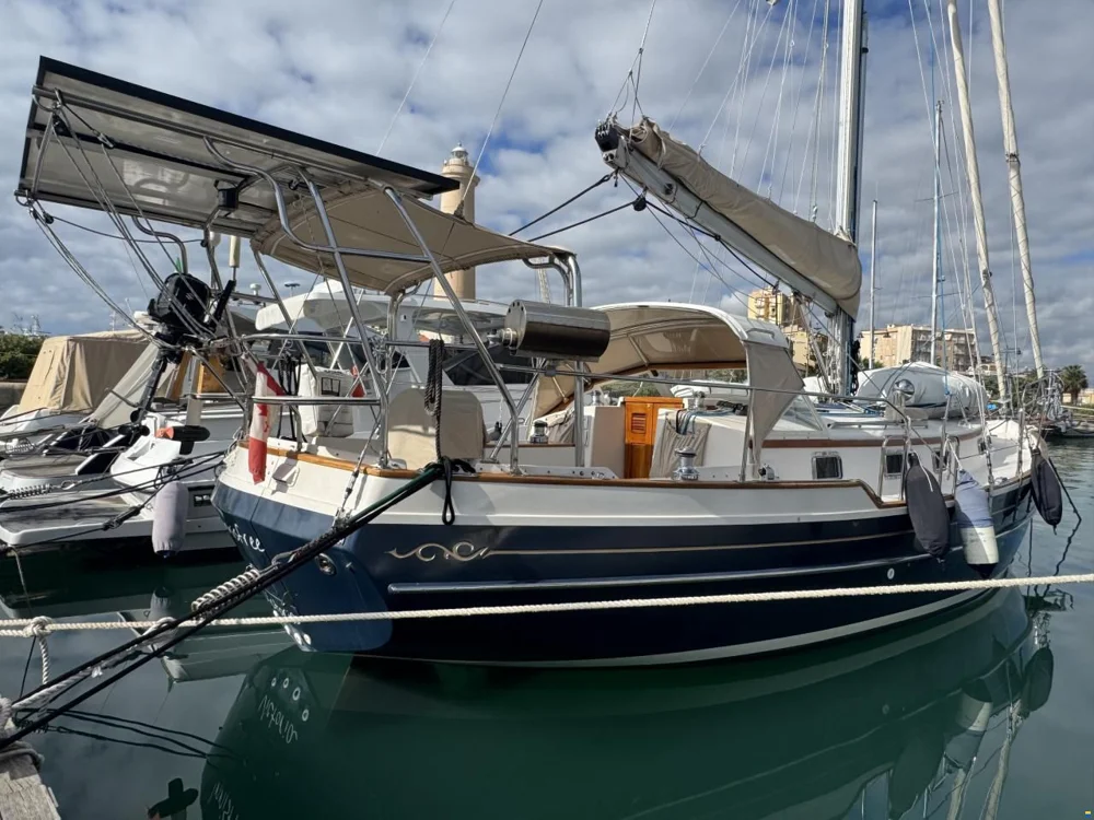 BoatPhoto.coverAlt