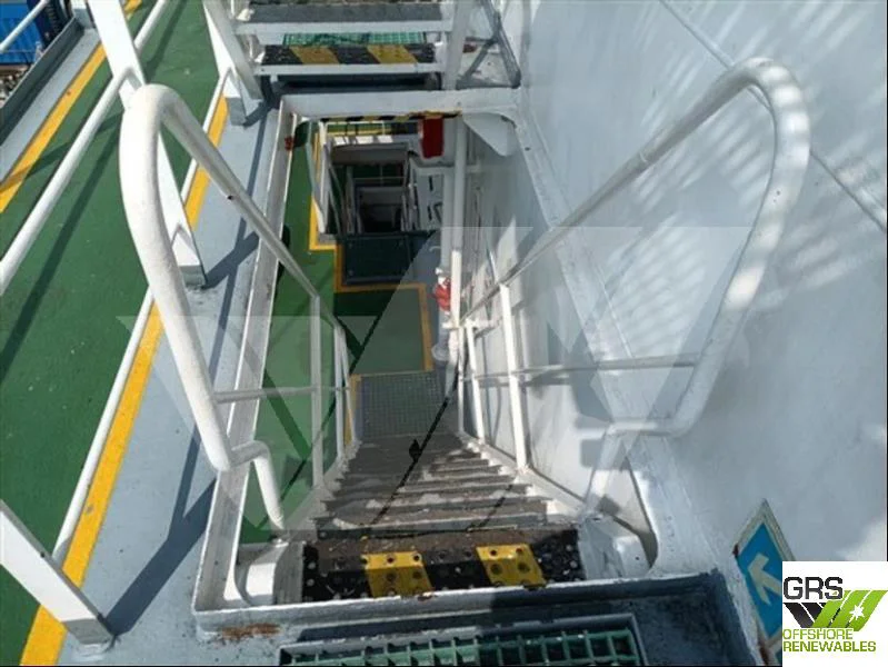 BoatPhoto.alt