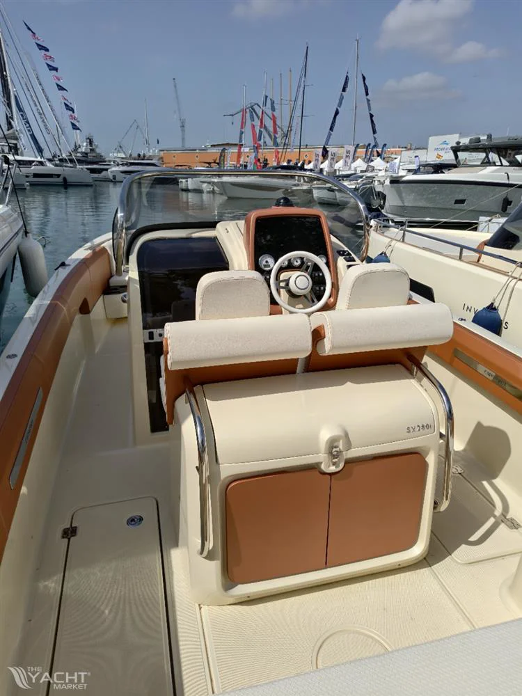BoatPhoto.coverAlt