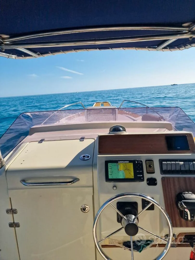 BoatPhoto.alt