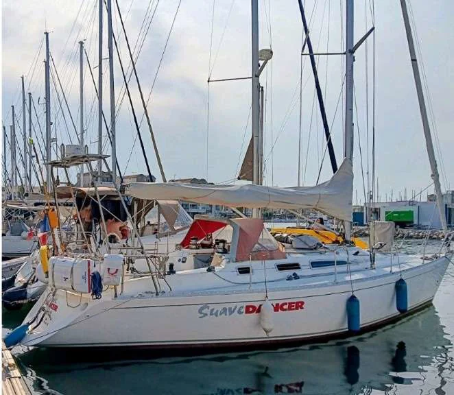 BoatPhoto.coverAlt