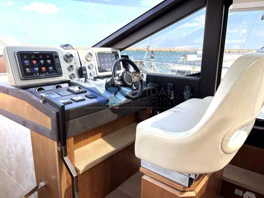 BoatPhoto.alt