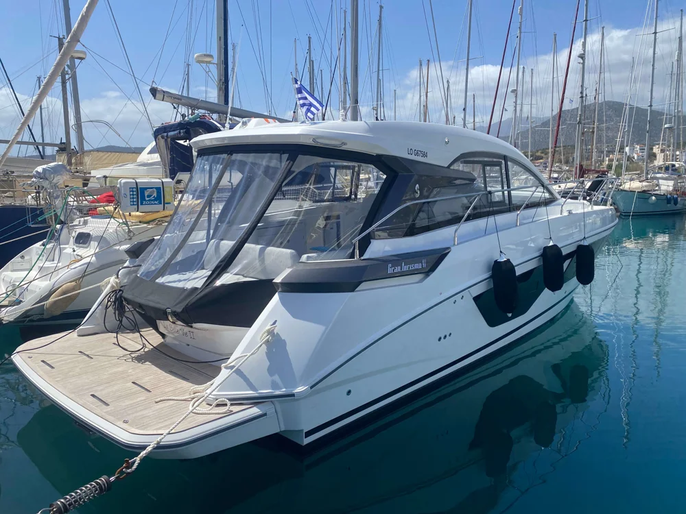 BoatPhoto.coverAlt
