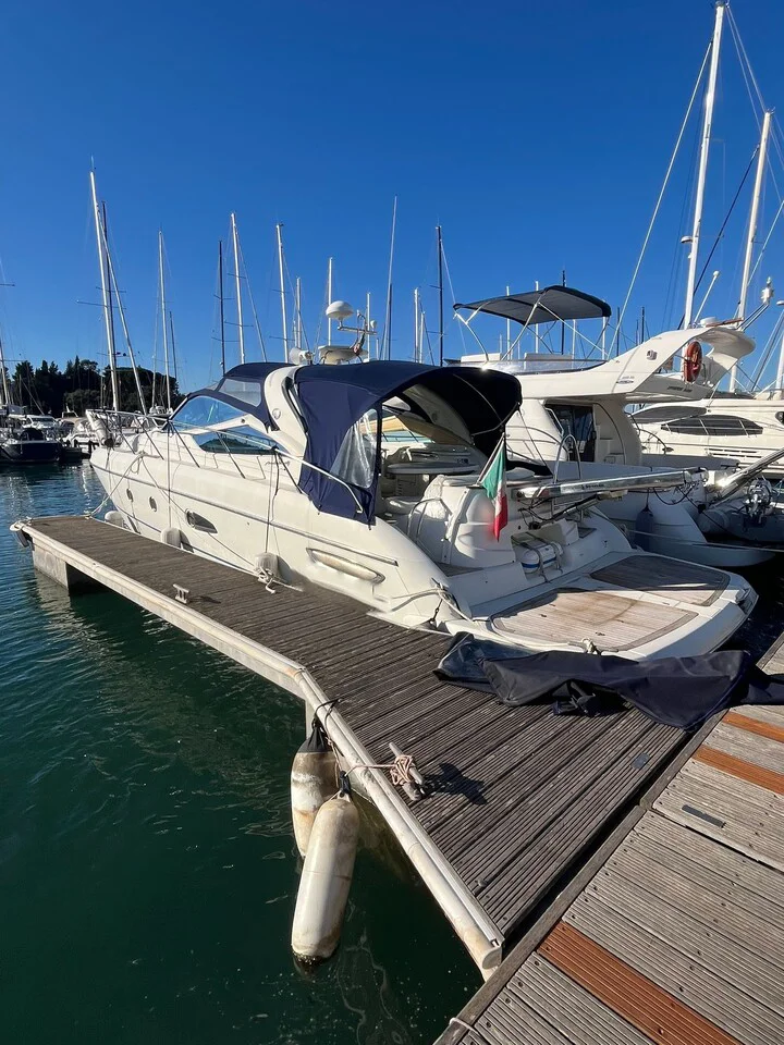 BoatPhoto.alt