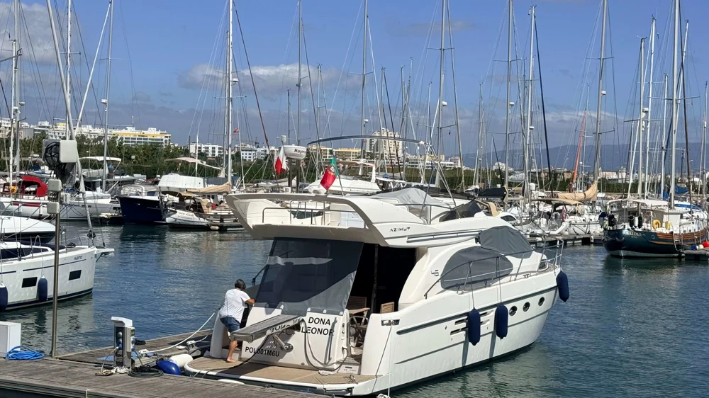 BoatPhoto.coverAlt