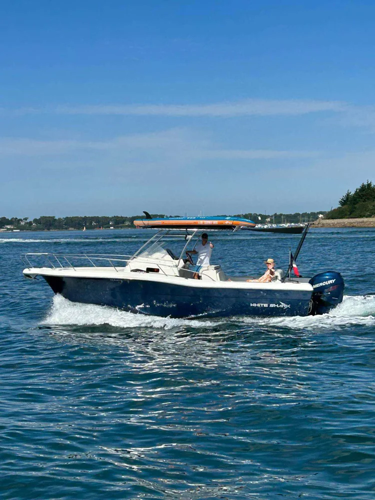 BoatPhoto.coverAlt