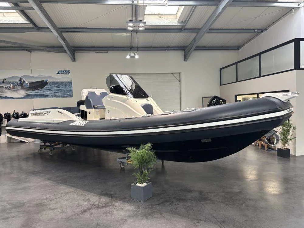 BoatPhoto.coverAlt