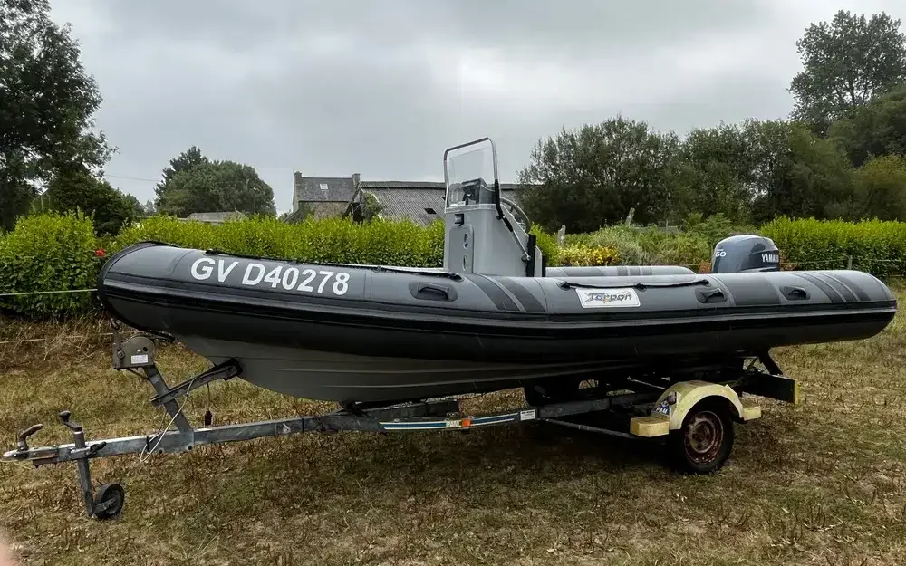 BoatPhoto.coverAlt