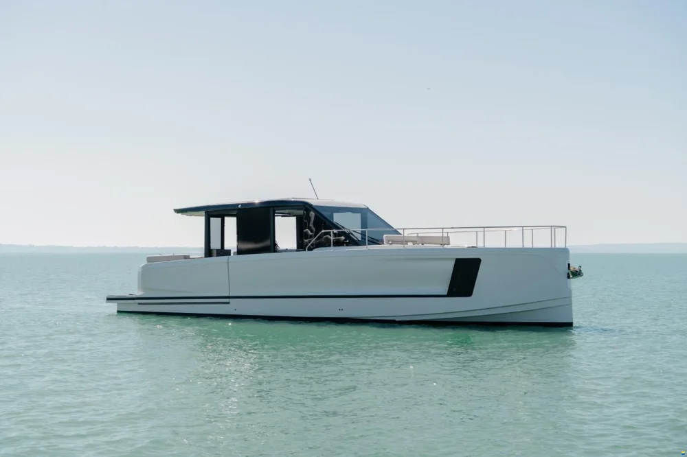 BoatPhoto.coverAlt