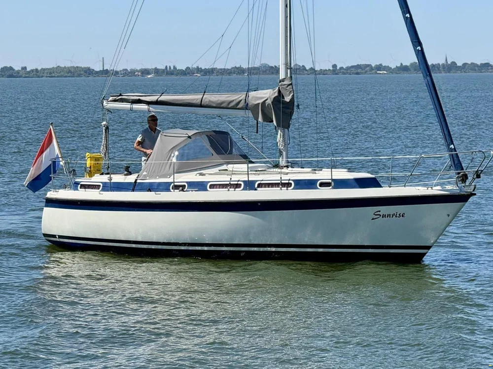 BoatPhoto.coverAlt