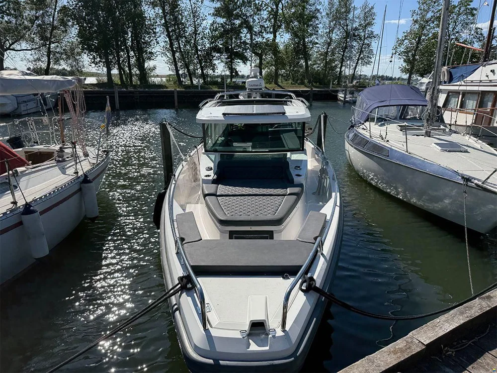 BoatPhoto.alt